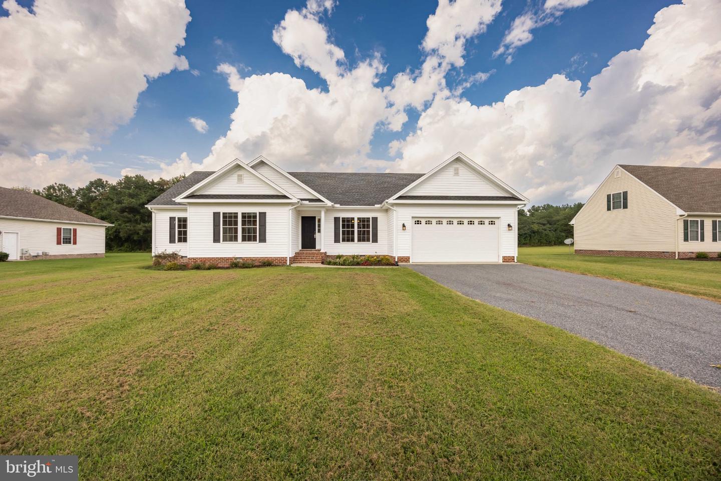 108 Glenbrooke Ct Property Photo 3