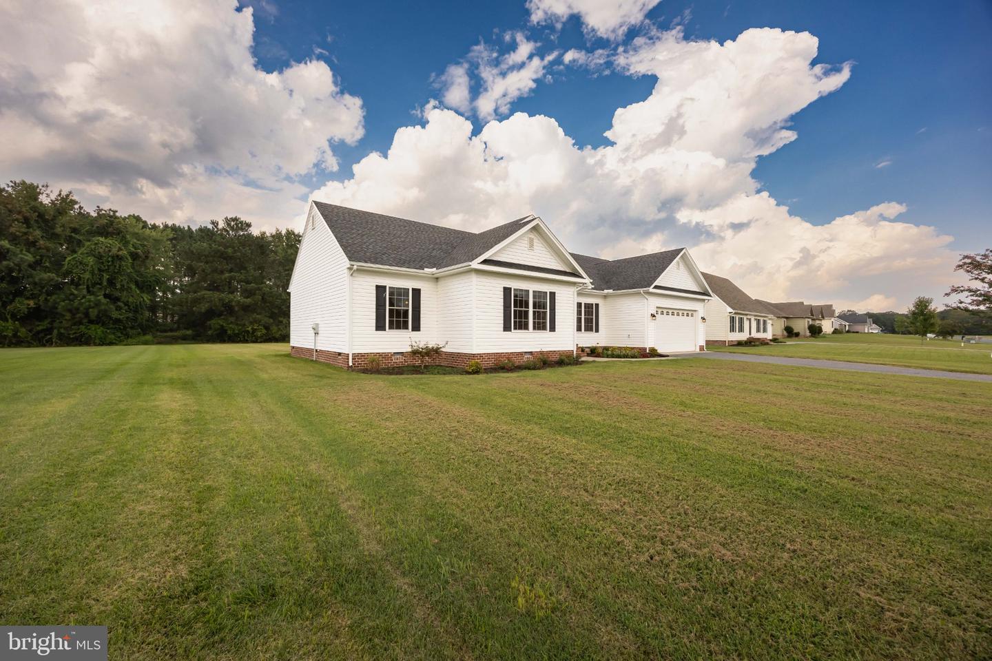 108 Glenbrooke Ct Property Photo 4