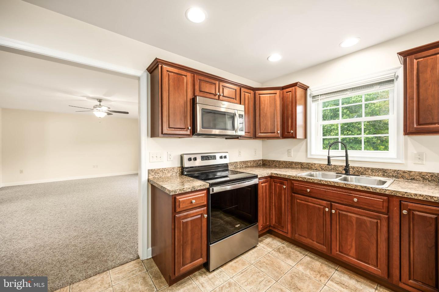 108 Glenbrooke Ct Property Photo 15