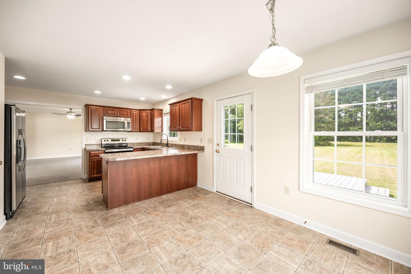 108 Glenbrooke Ct Property Photo 25