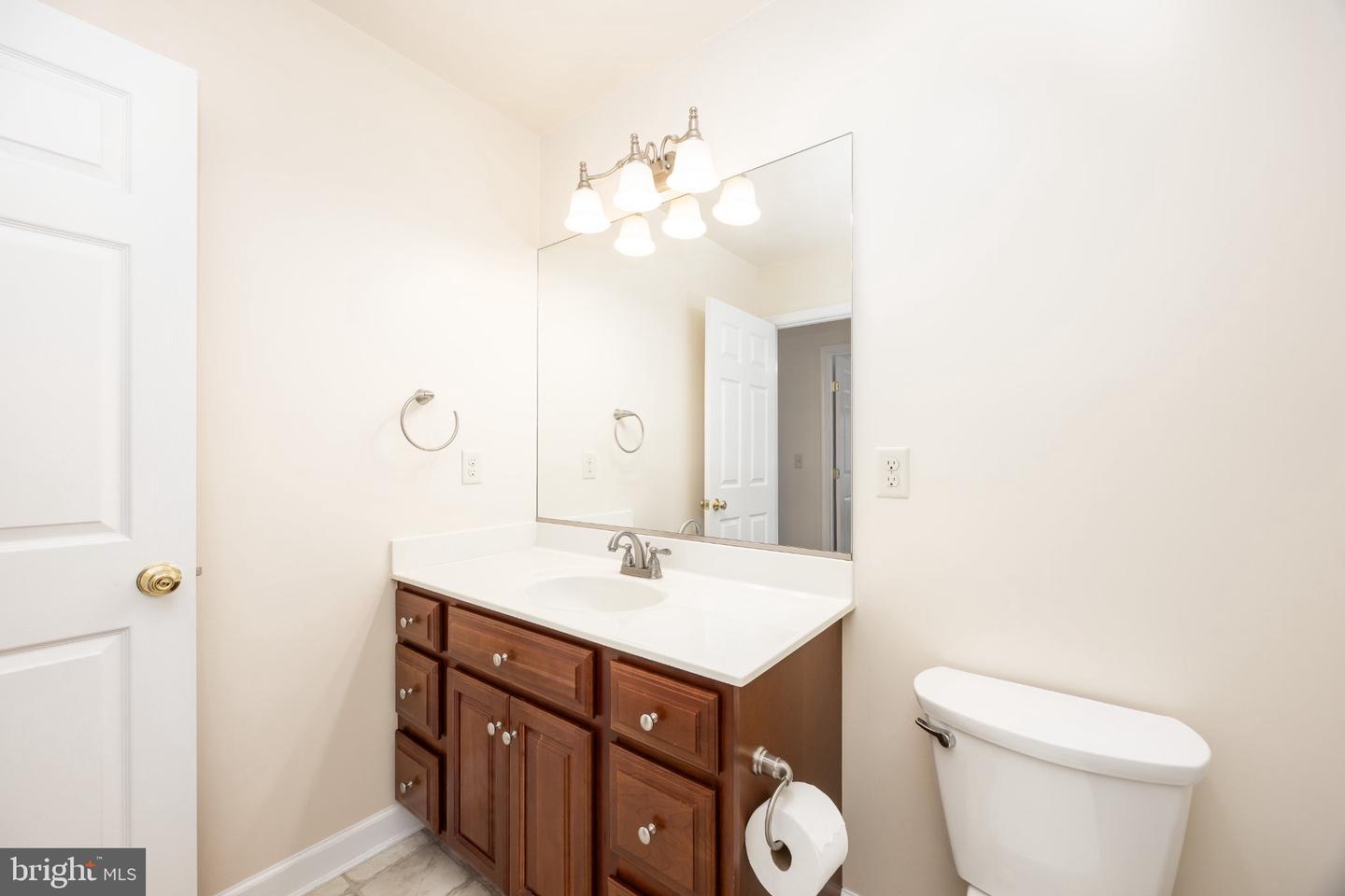108 Glenbrooke Ct Property Photo 38