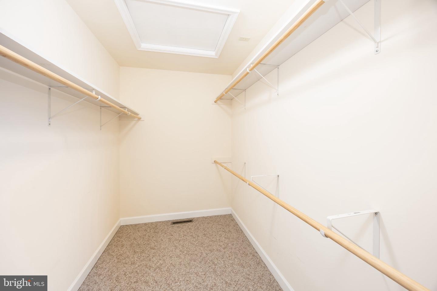 108 Glenbrooke Ct Property Photo 44