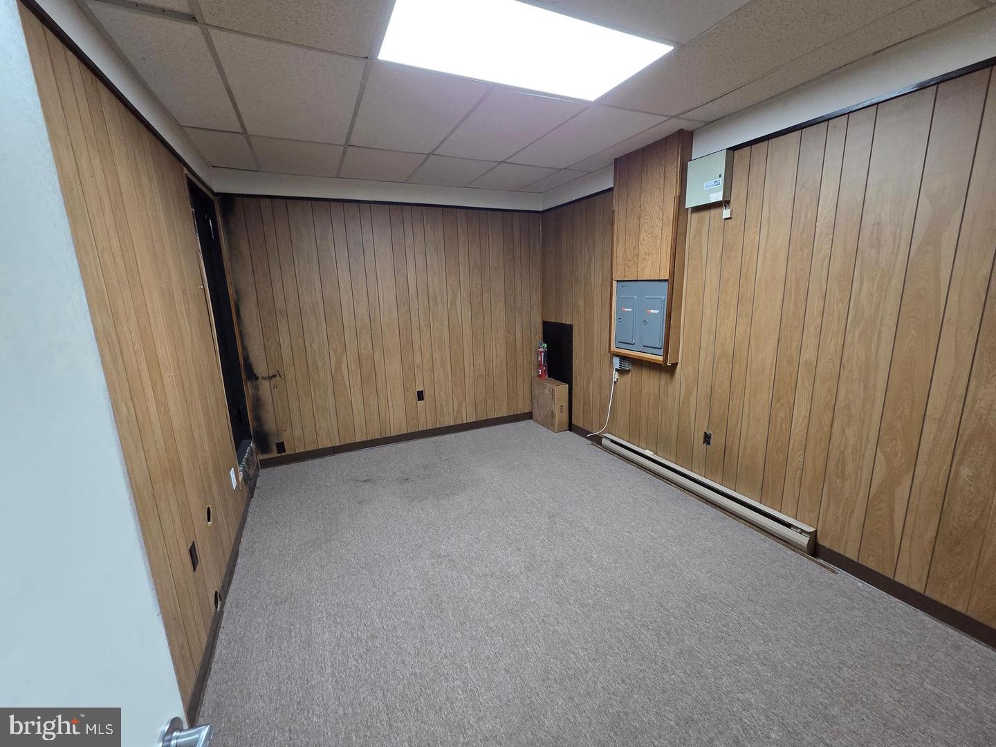 1501 Edgemore Ave #d Property Photo 5
