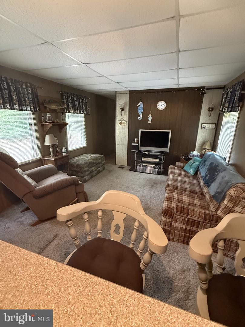 23301 Nanticoke Rd Property Photo 8