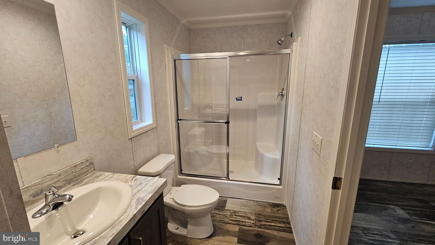 7469 Madeline Cir Property Photo 8