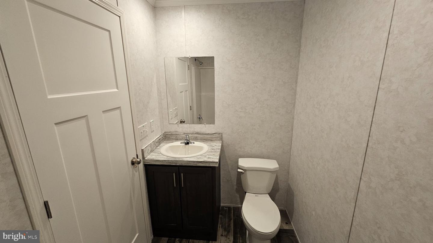 7469 Madeline Cir Property Photo 11
