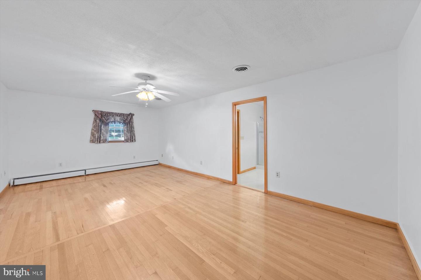 504 Swan Rd Property Photo 10