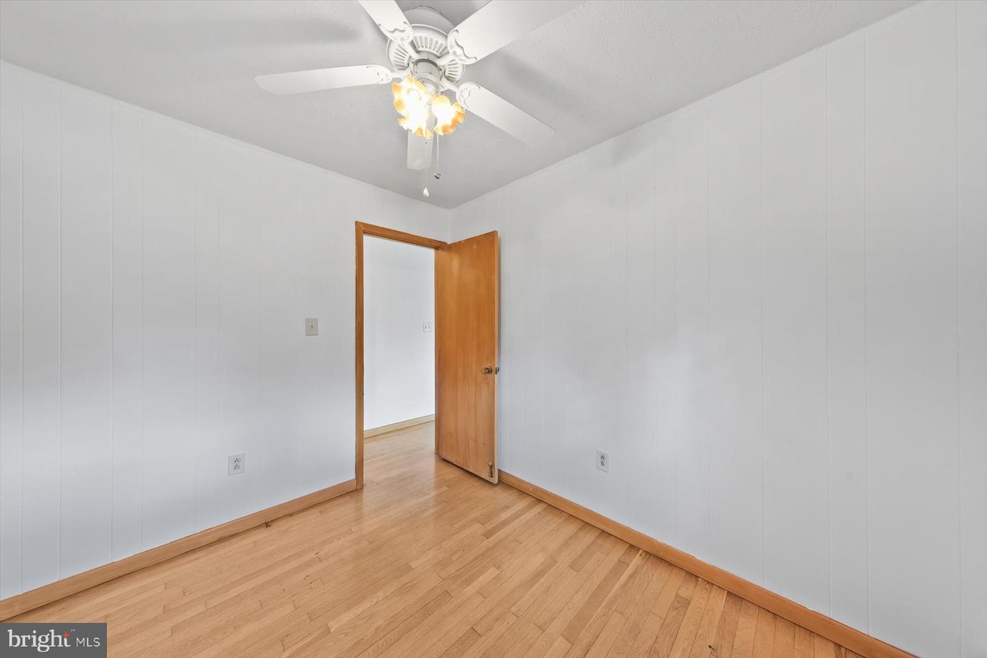 504 Swan Rd Property Photo 25