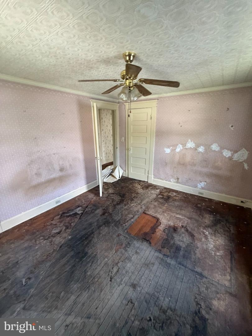 217 W Philadelphia Ave Property Photo 14