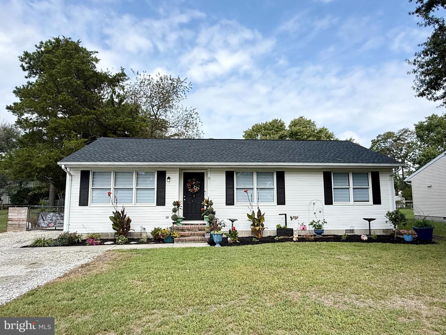 9 PINE ST Property Photo 1