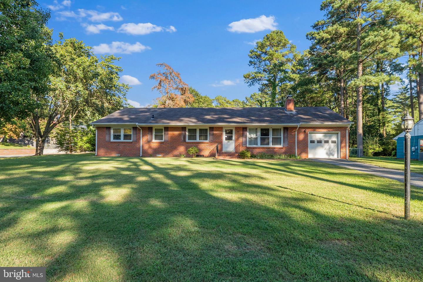 500 Douglas Rd Property Photo 1