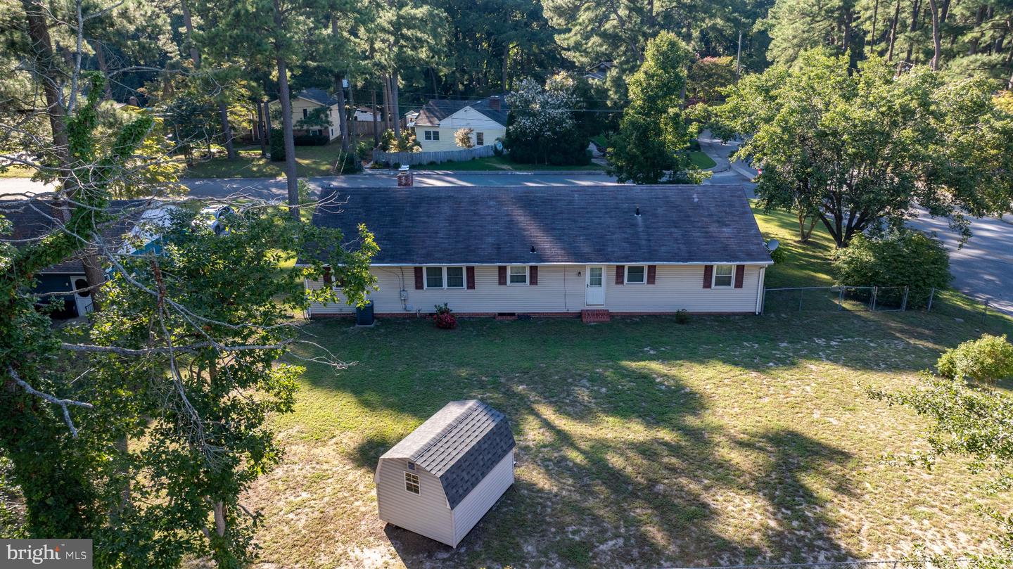 500 Douglas Rd Property Photo 3