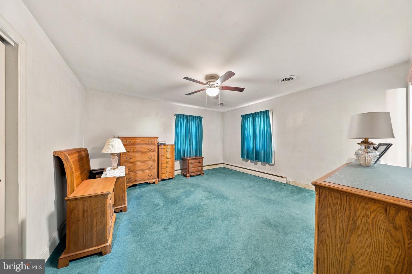 500 Douglas Rd Property Photo 11