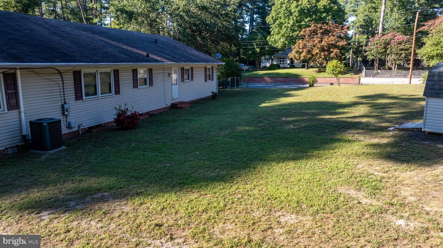 500 Douglas Rd Property Photo 14