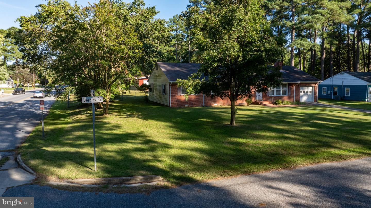 500 Douglas Rd Property Photo 16