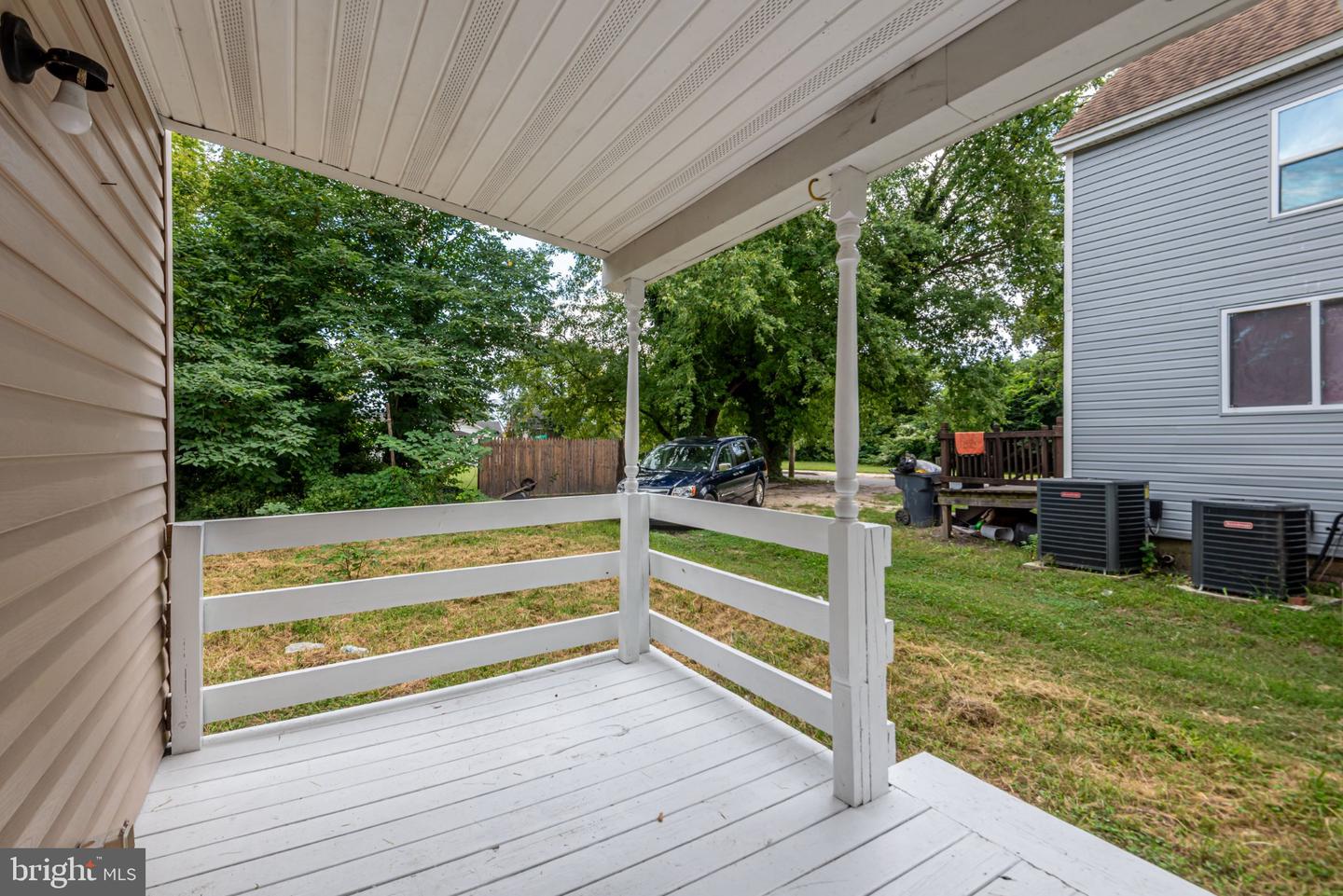 139 2nd St Property Photo 37