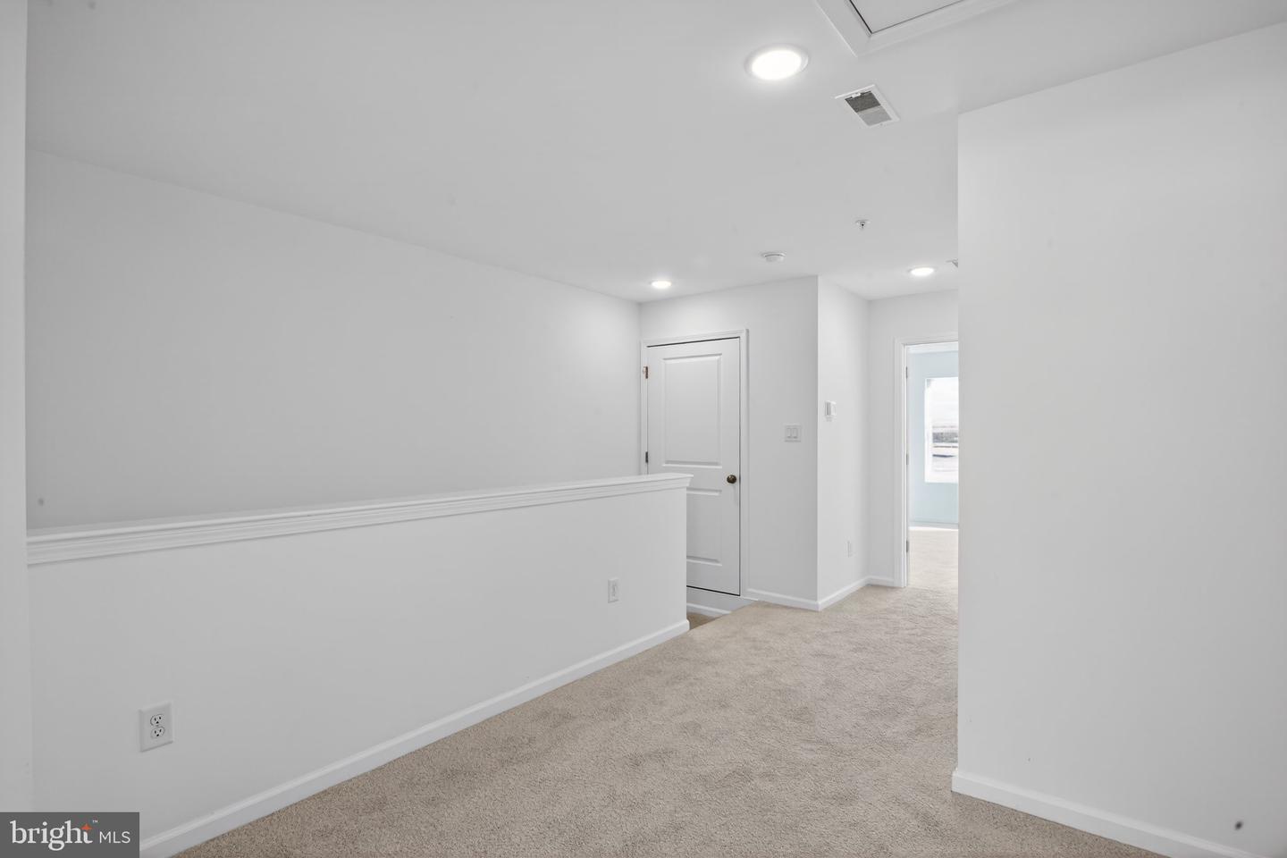 319 Clement Loop Property Photo 11
