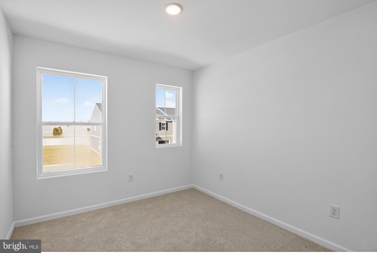 319 Clement Loop Property Photo 21