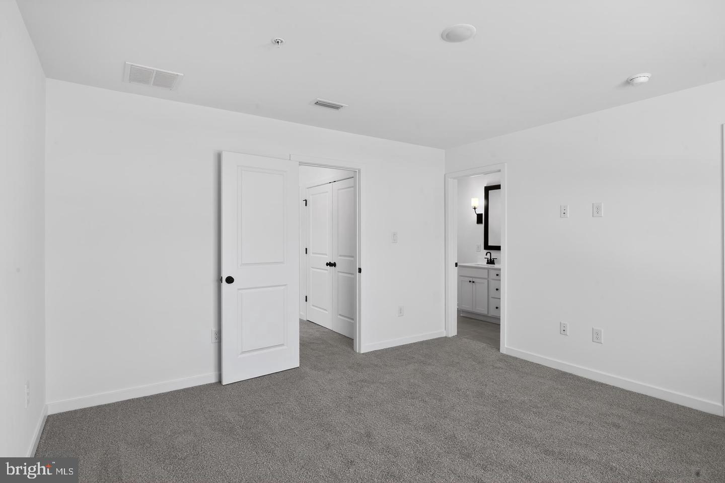 315 Clement Loop Property Photo 14