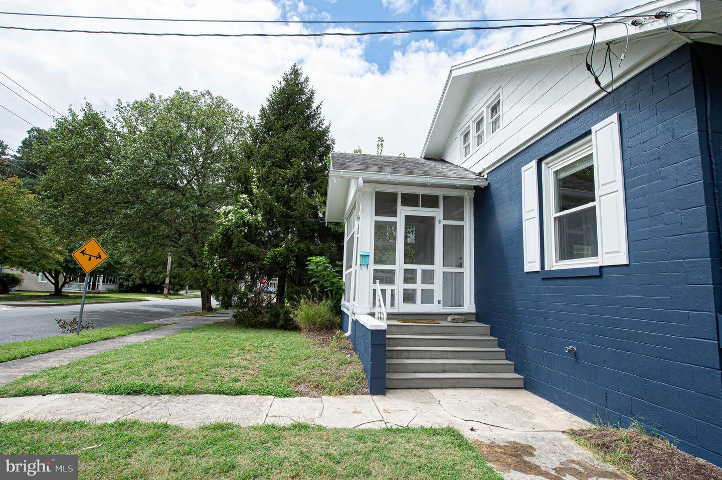 433 Virginia Ave Property Photo 8