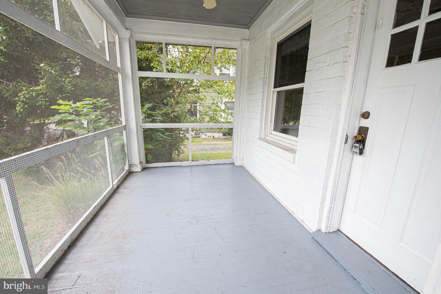 433 Virginia Ave Property Photo 18