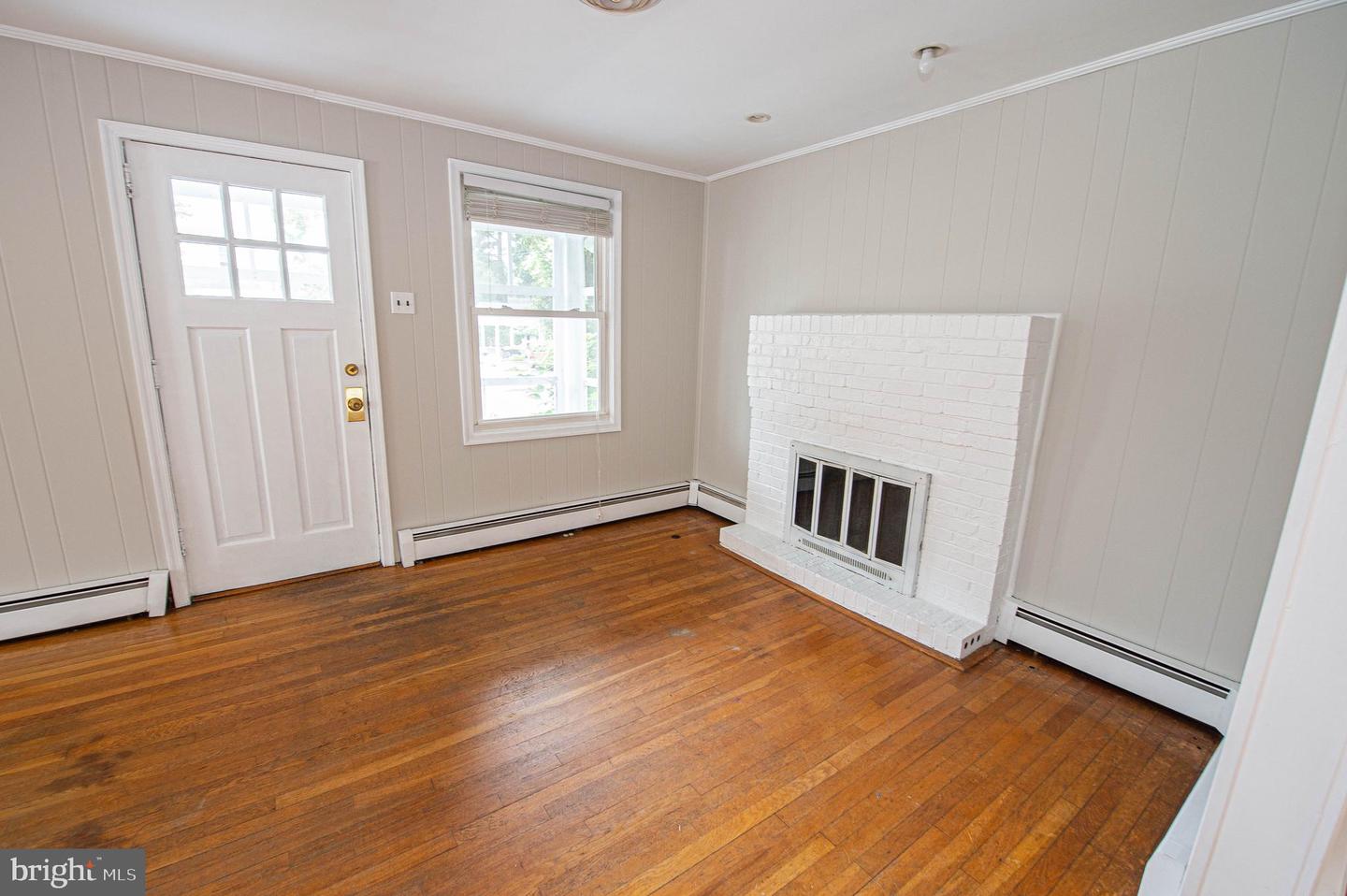 433 Virginia Ave Property Photo 24