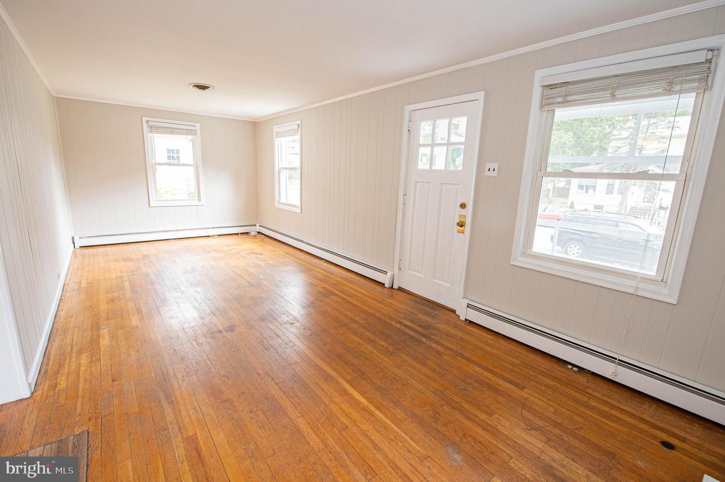 433 Virginia Ave Property Photo 25
