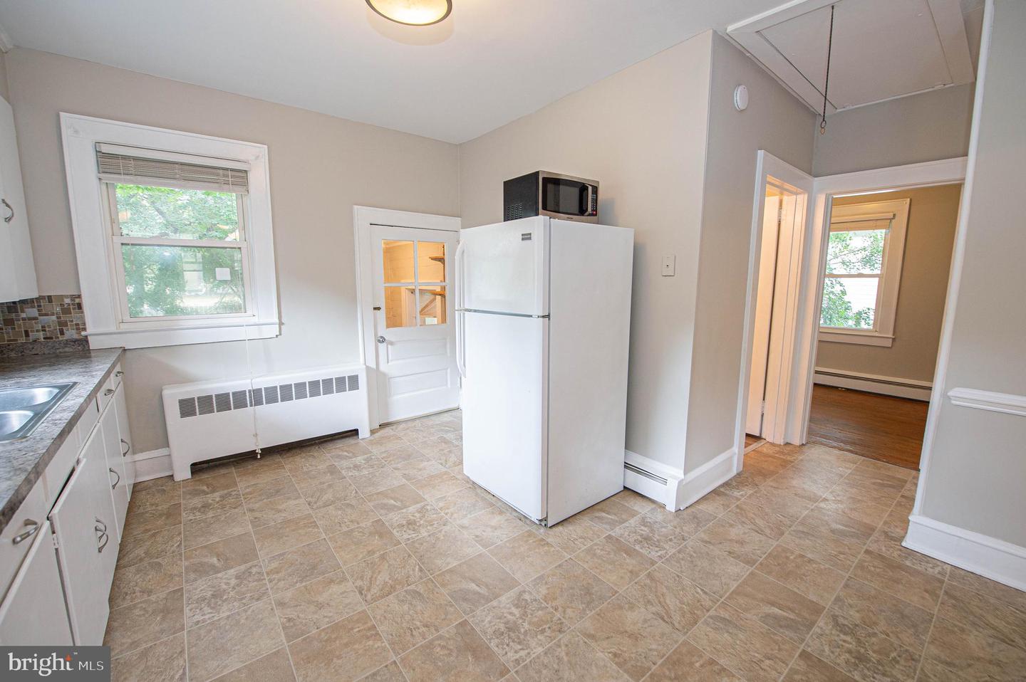 433 Virginia Ave Property Photo 43