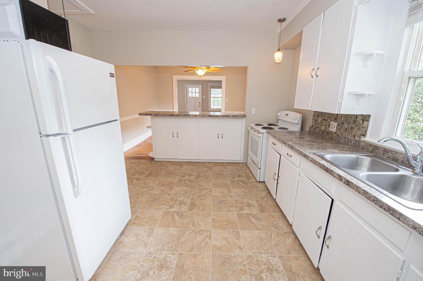 433 Virginia Ave Property Photo 44