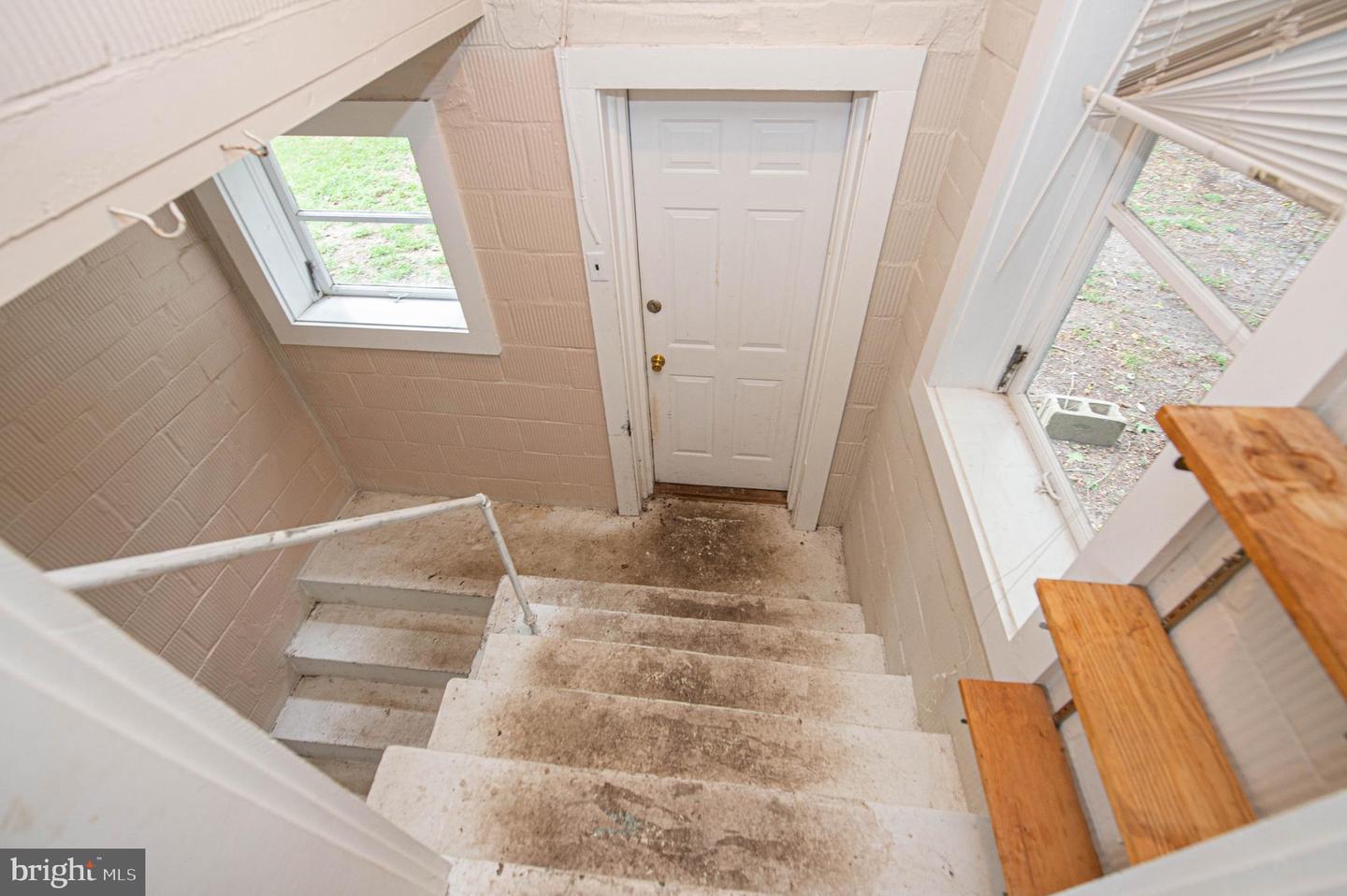 433 Virginia Ave Property Photo 66