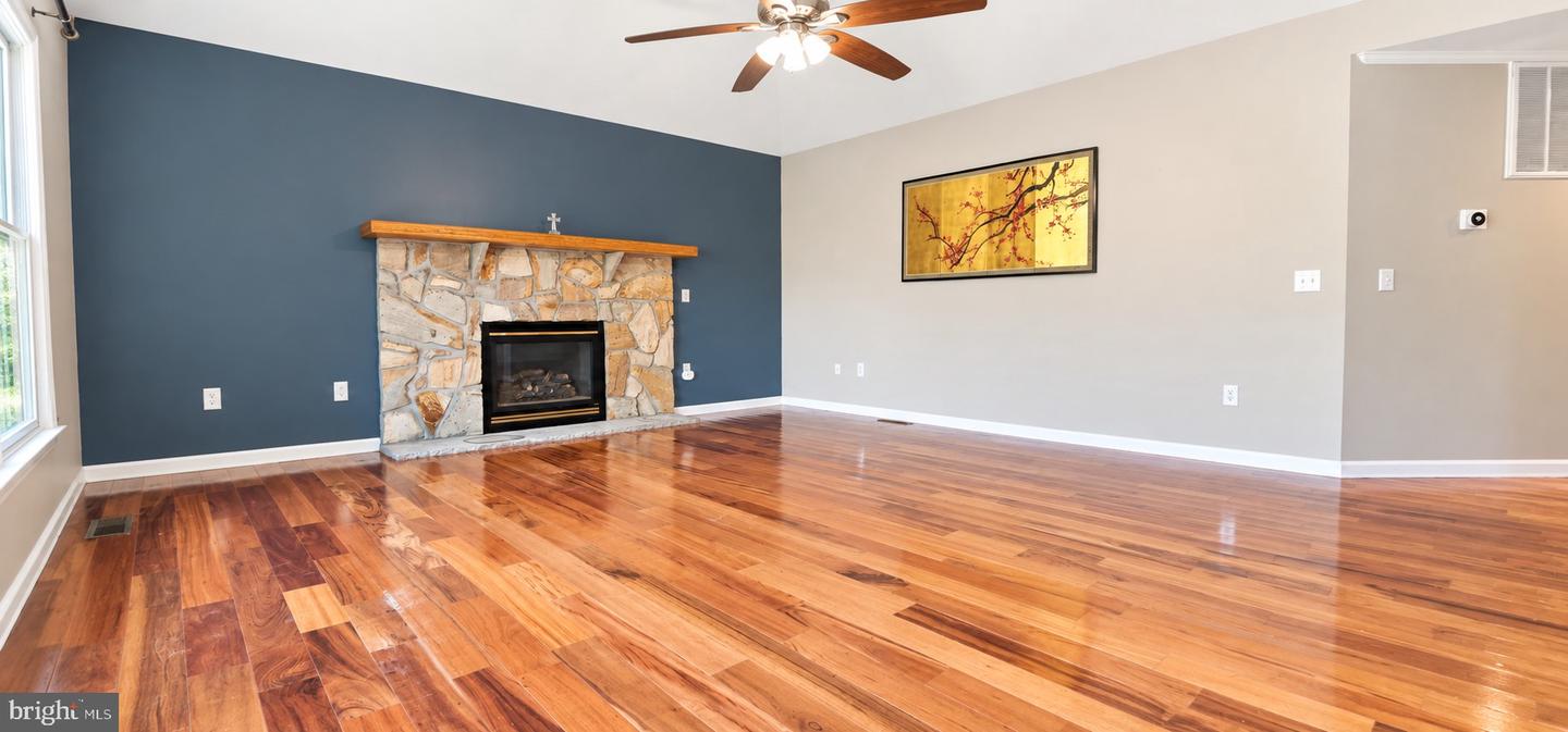 26275 Wolfe Creek Dr Property Photo 3