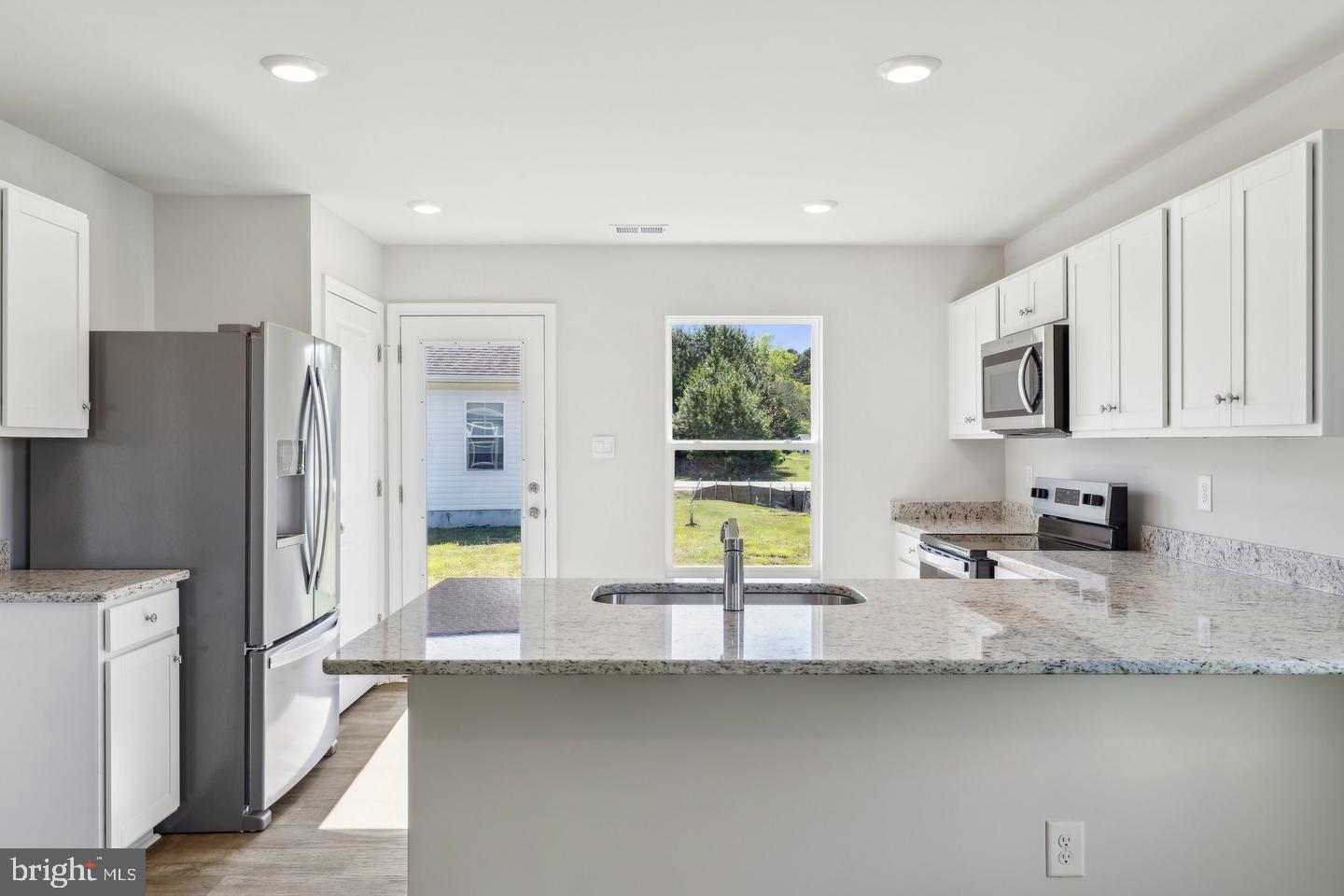 1295 Purple Orchid Loop Property Photo 5
