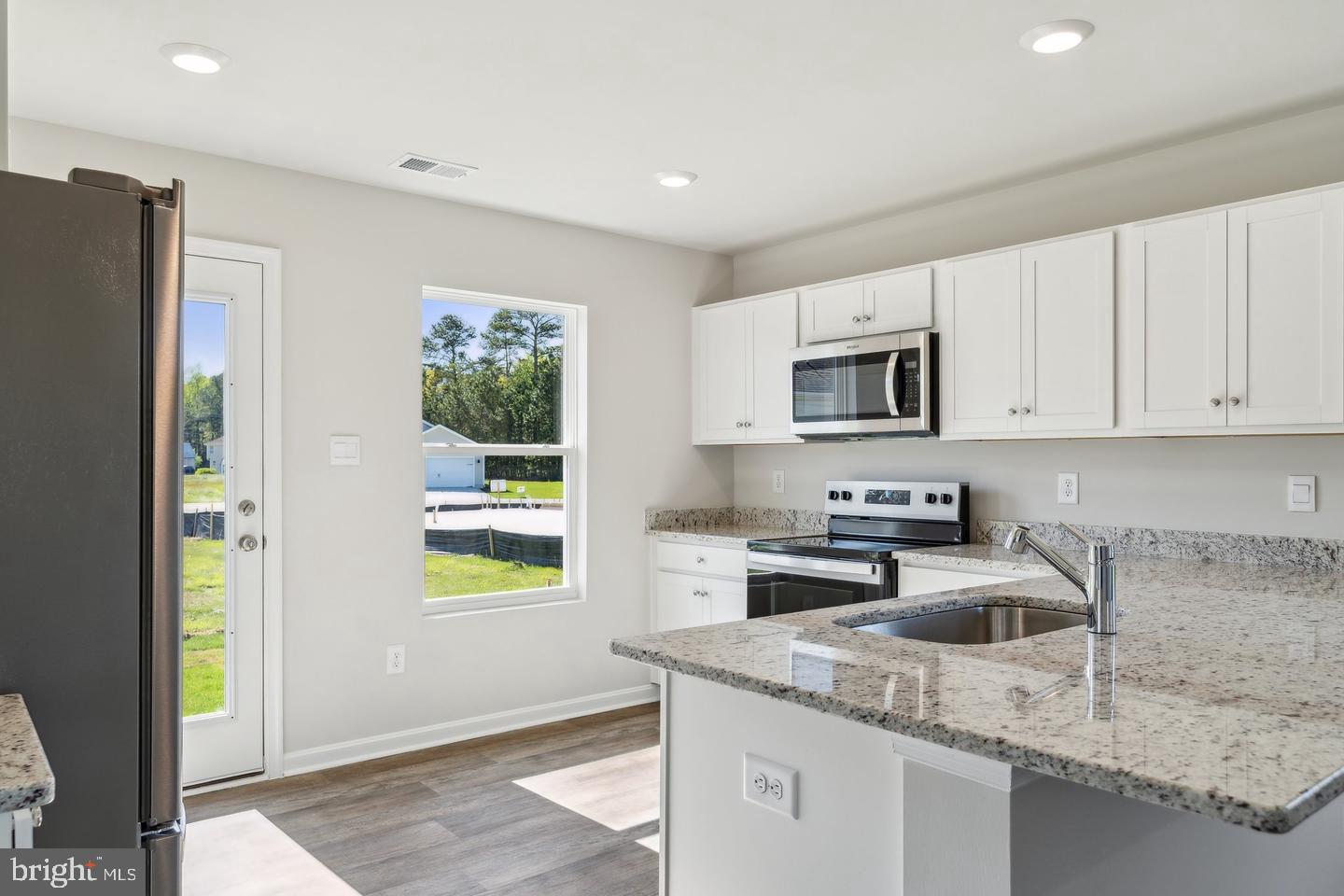 1295 Purple Orchid Loop Property Photo 9