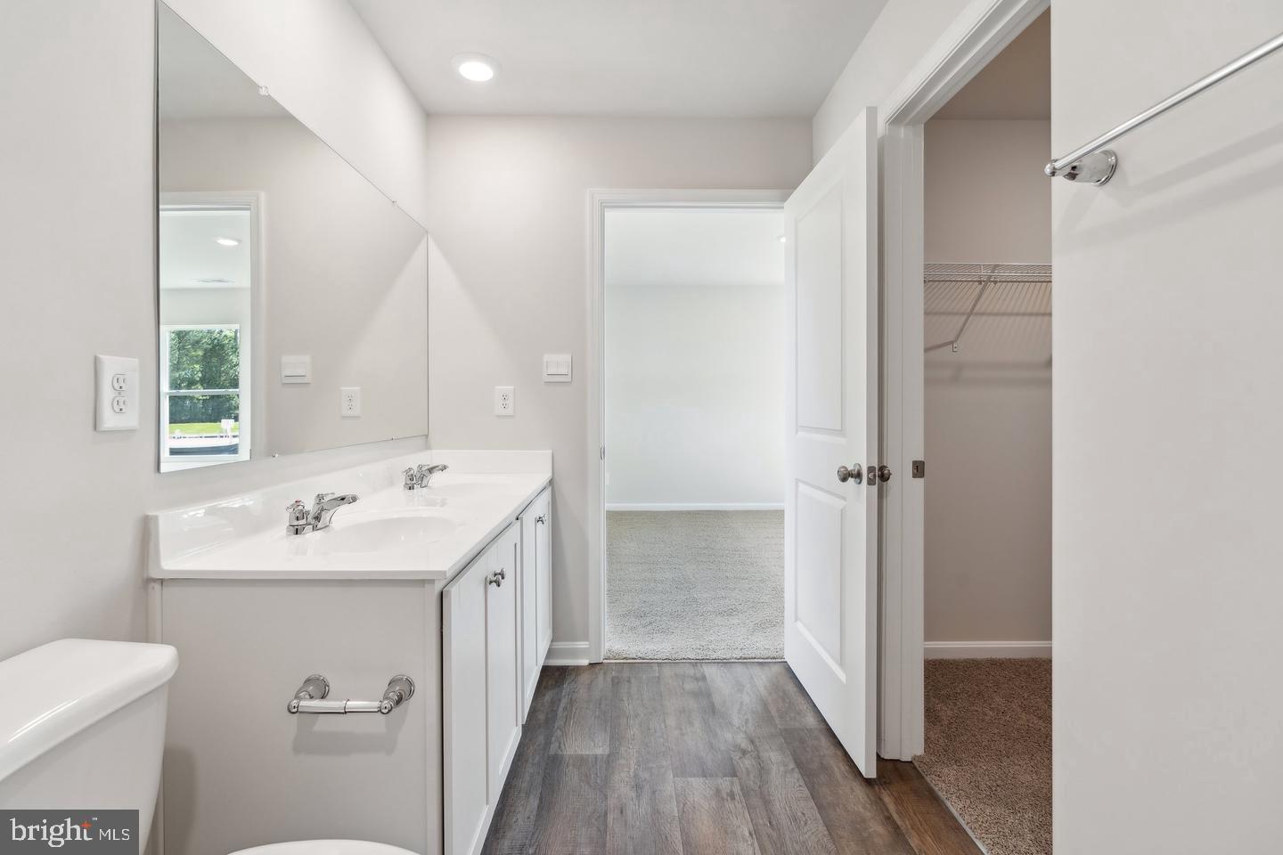 1295 Purple Orchid Loop Property Photo 15
