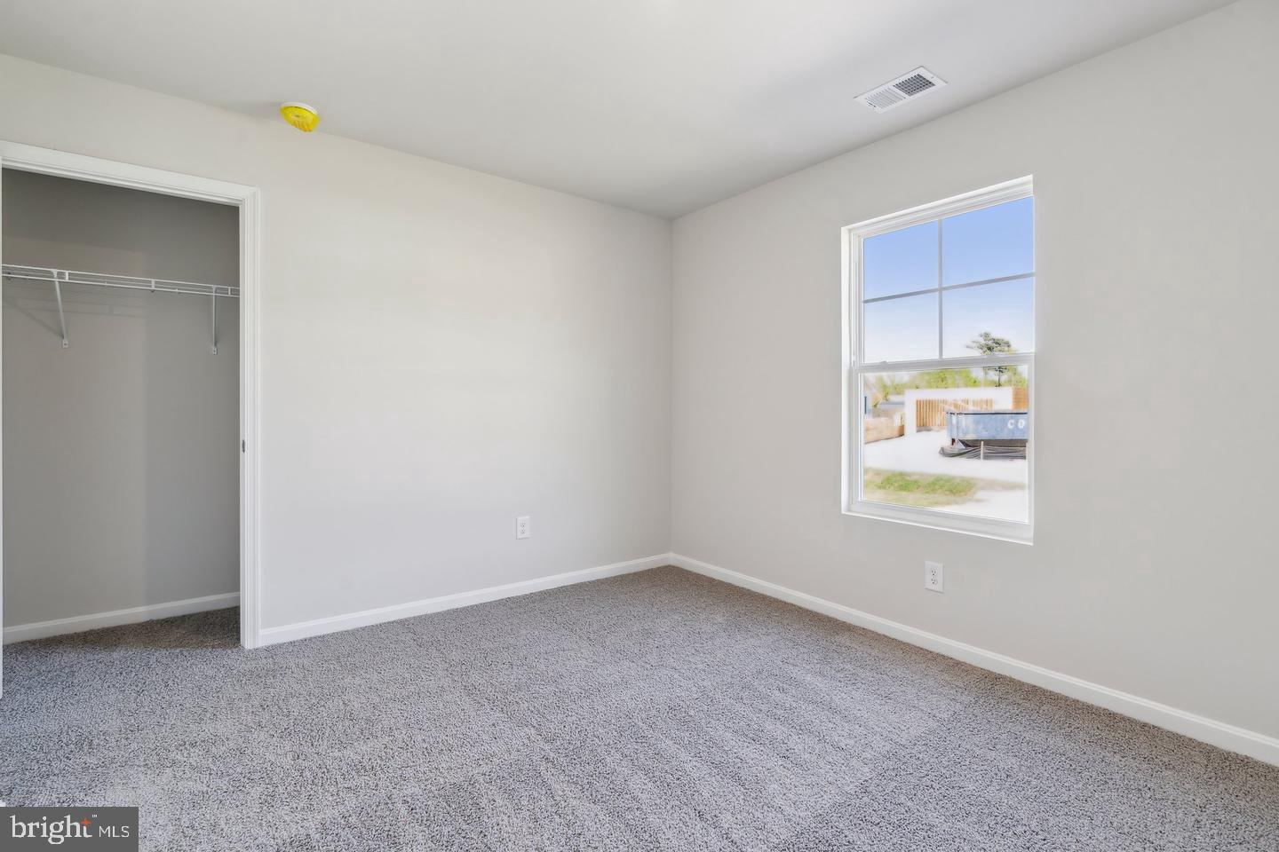 1295 Purple Orchid Loop Property Photo 16