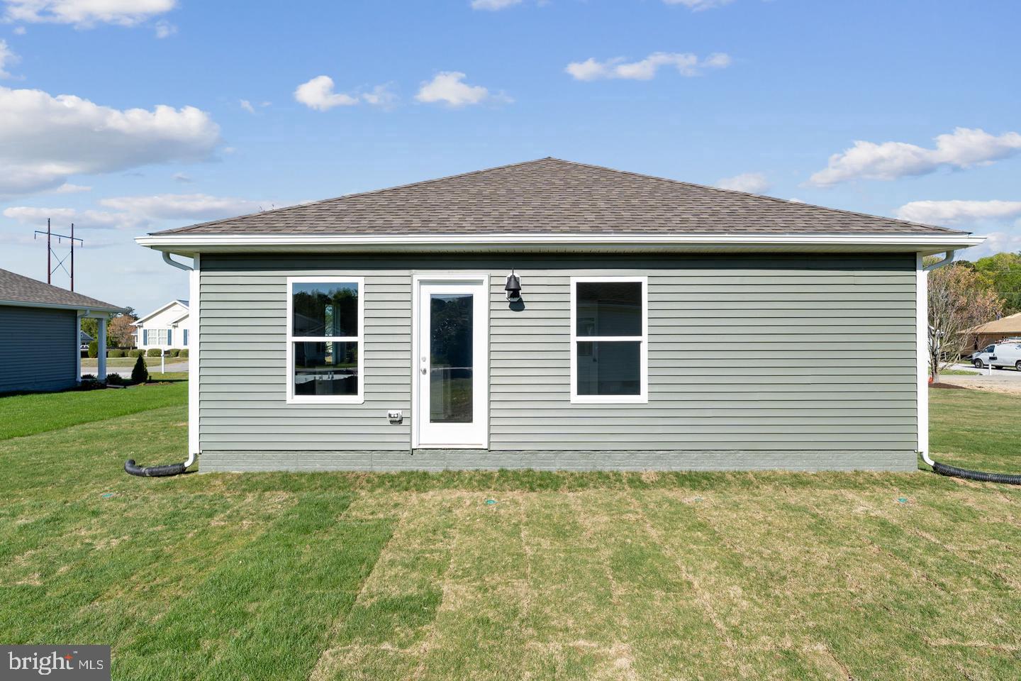 1295 Purple Orchid Loop Property Photo 19