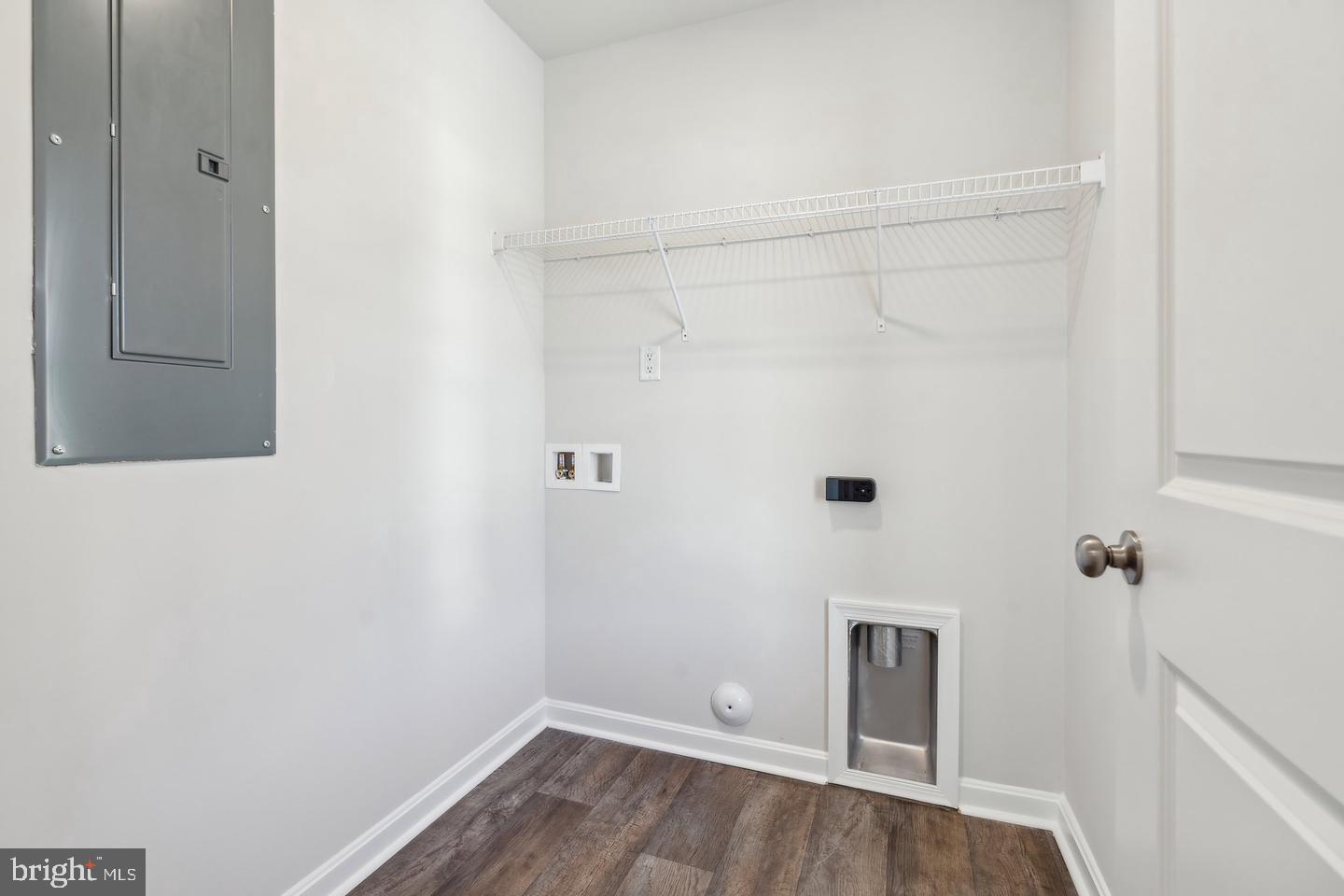 1295 Purple Orchid Loop Property Photo 20