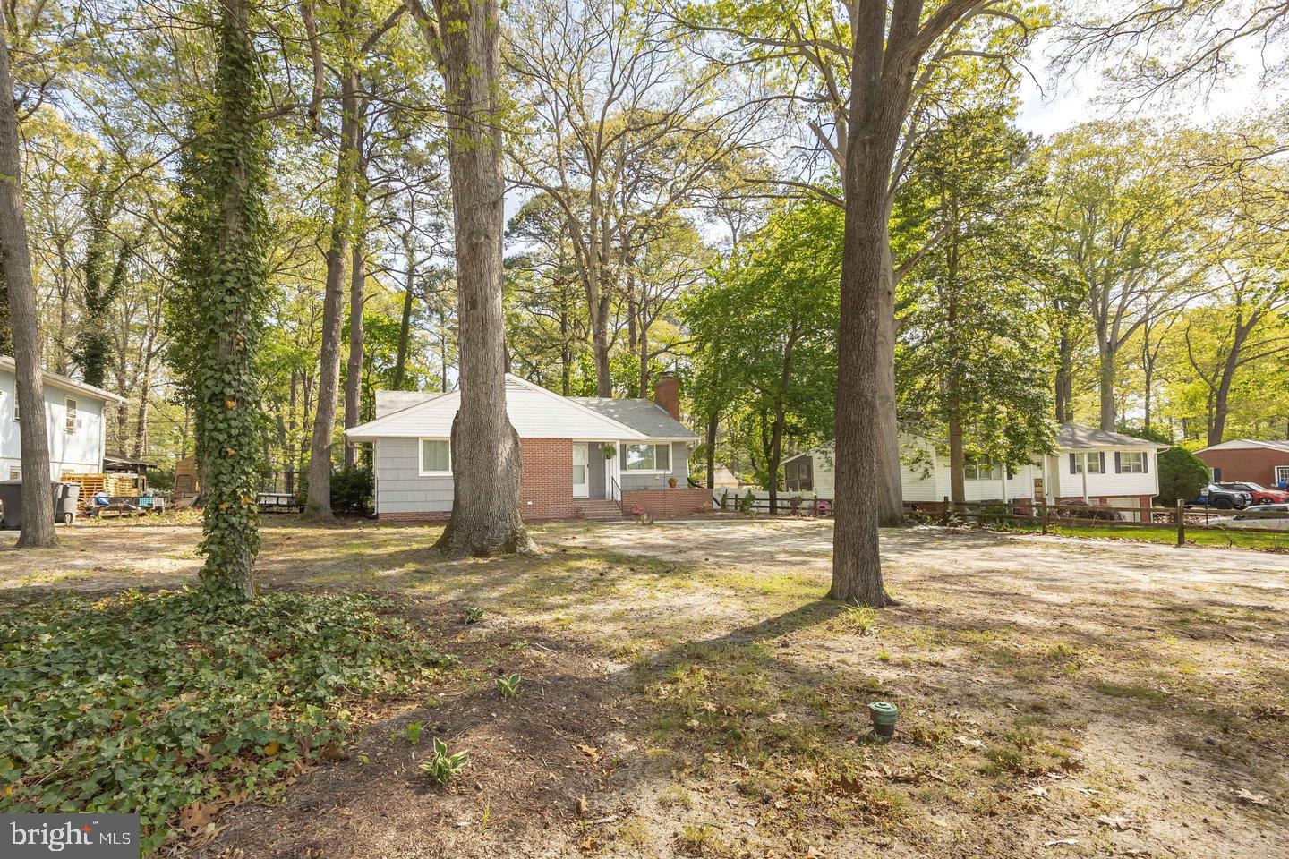 731 Richwil Dr Property Photo 4