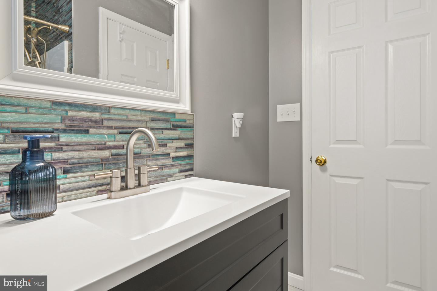 MDWC2024818 Property Photo 18