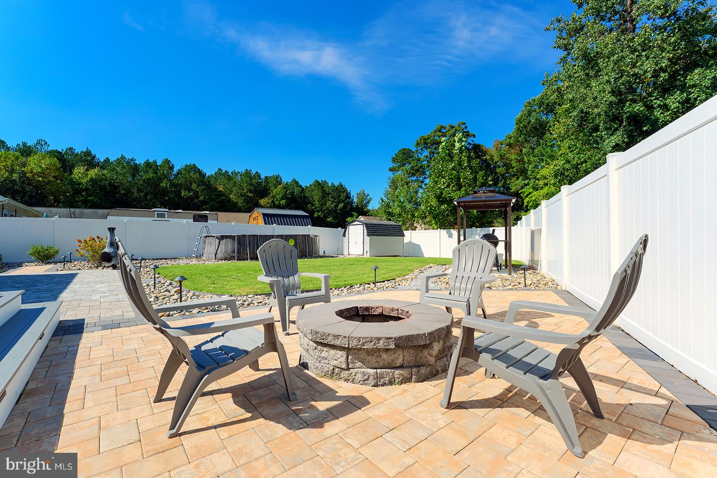 9410 Amber Ridge Dr Property Photo 2