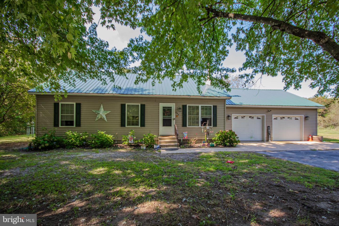 404 S Memorial Dr Property Photo 1