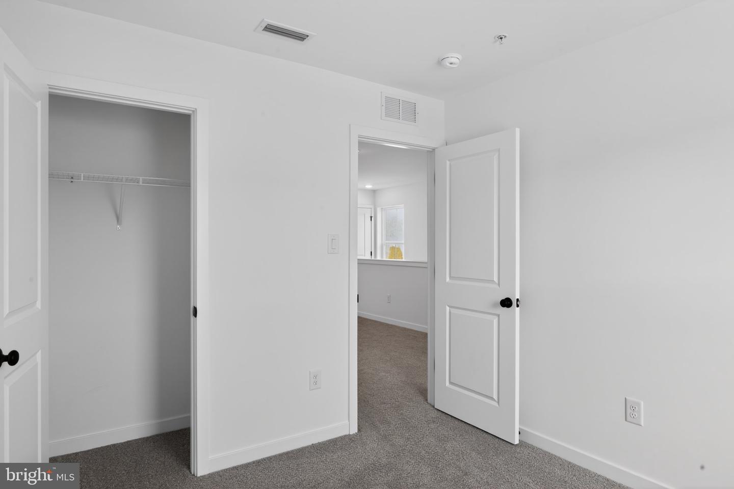 321 Clement Loop Property Photo 19