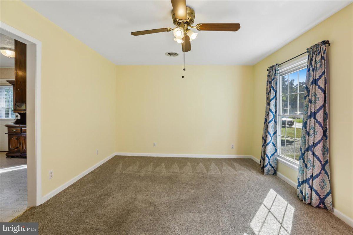 103 Honeysuckle Dr Property Photo 11