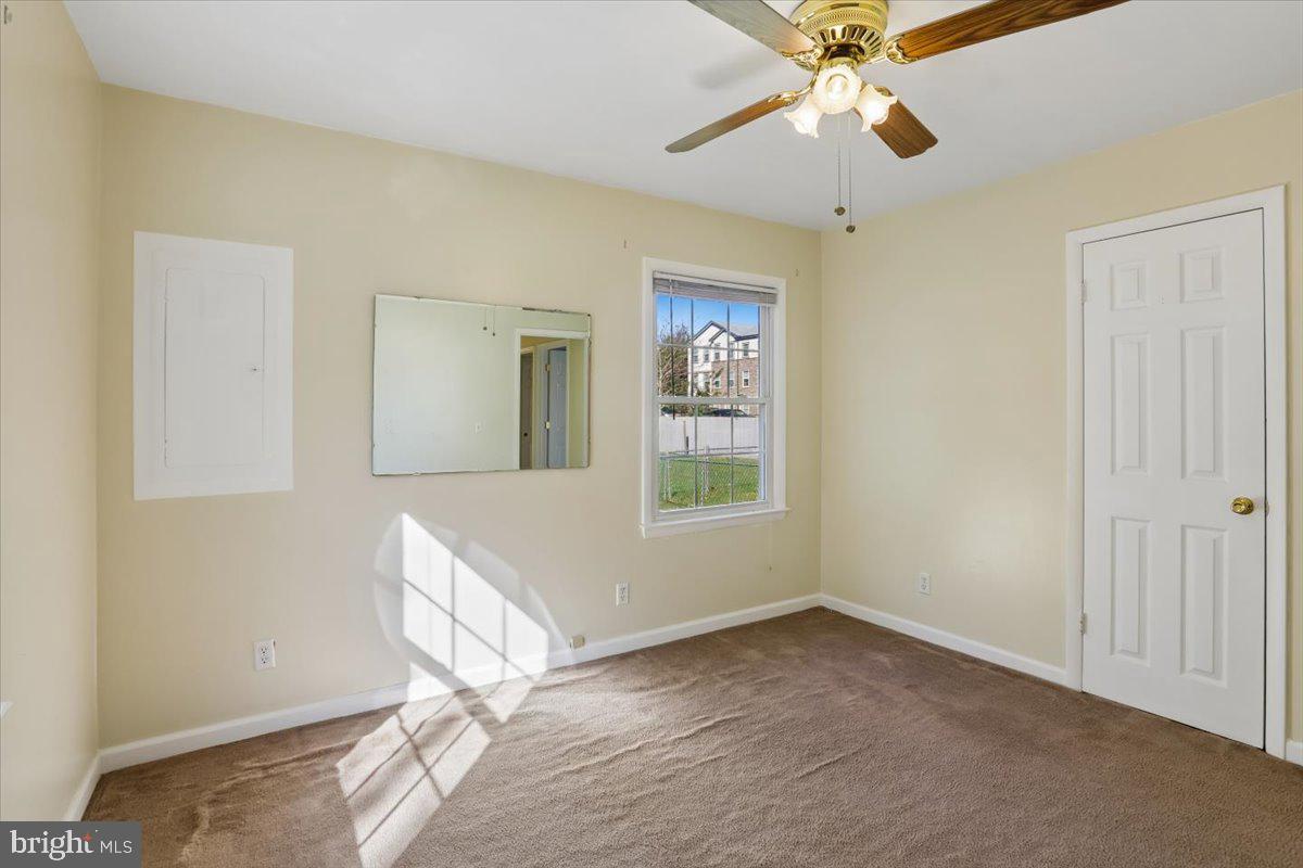 103 Honeysuckle Dr Property Photo 30
