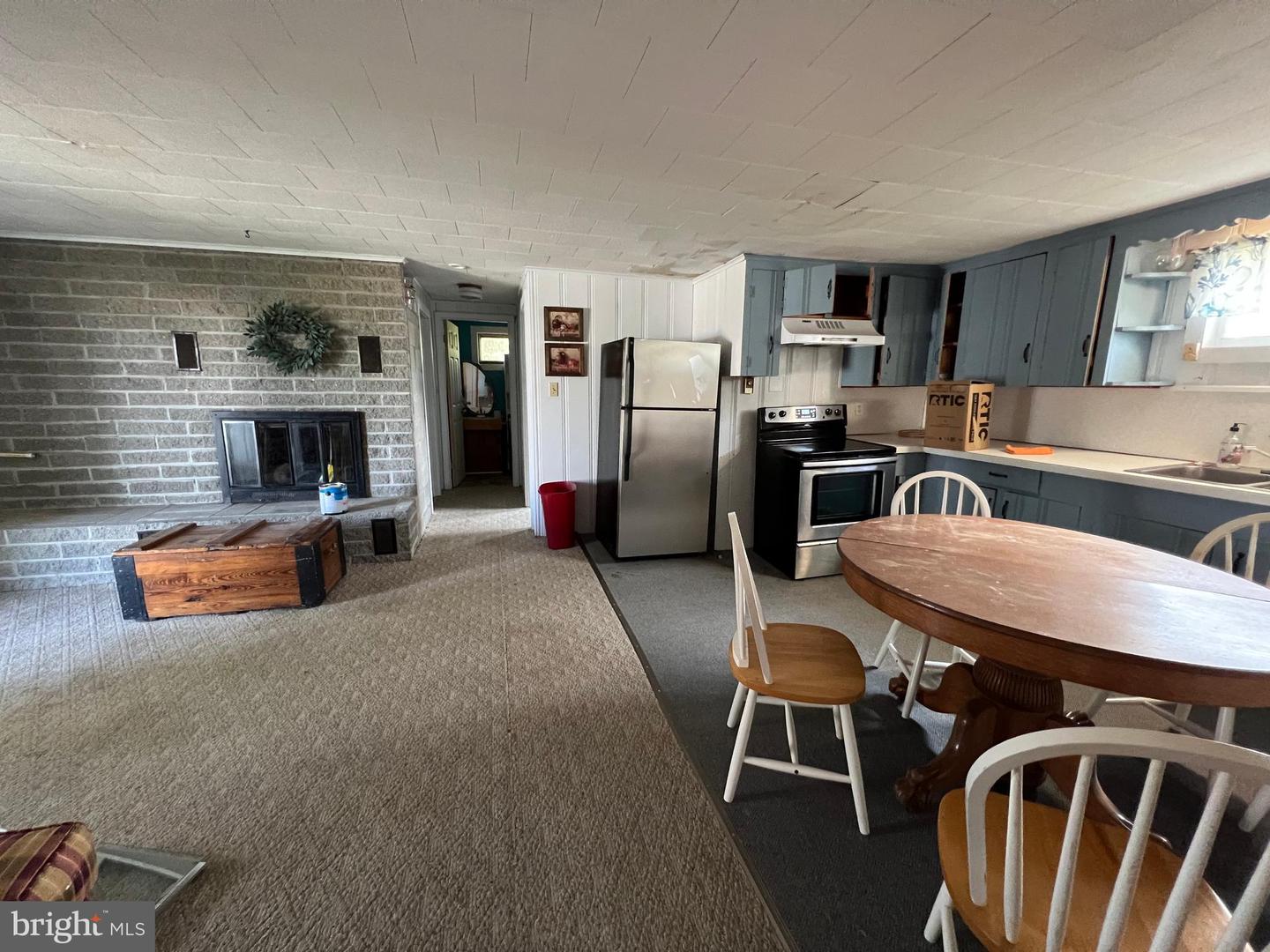 13444 Madison Ave Property Photo 4