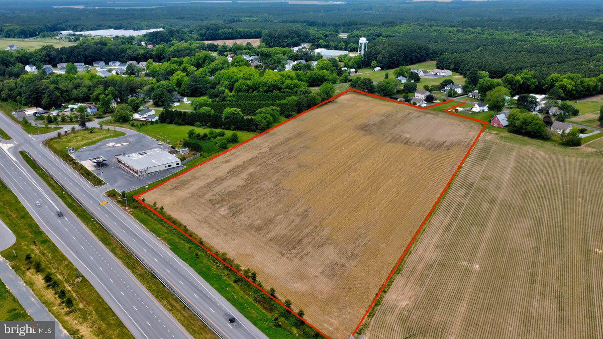 8506 NEWARK RD Property Photo 1