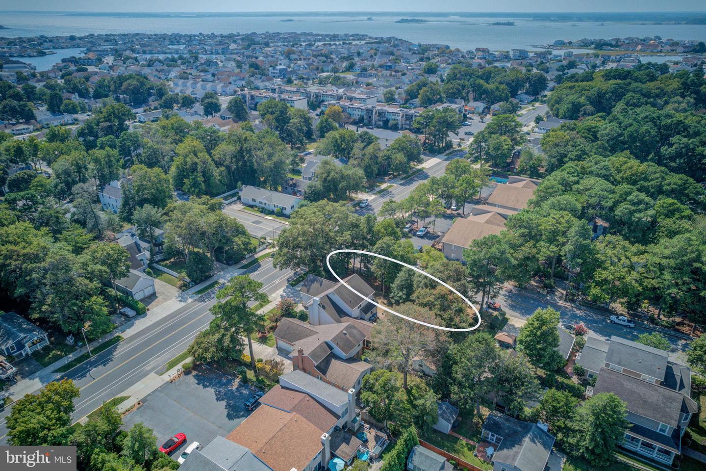 312 141st St Property Photo 12