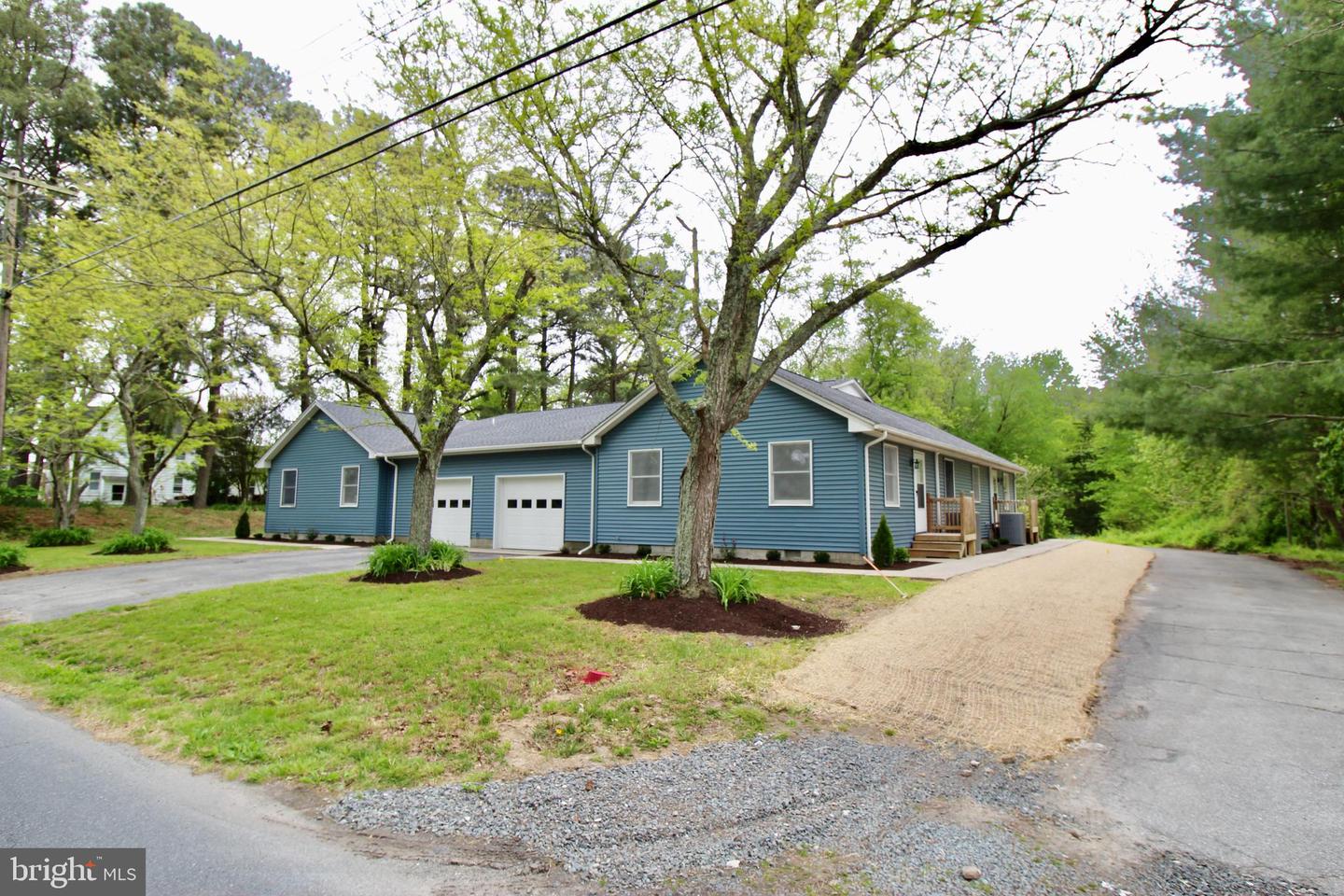 8340 Langmaid Rd Property Photo 1