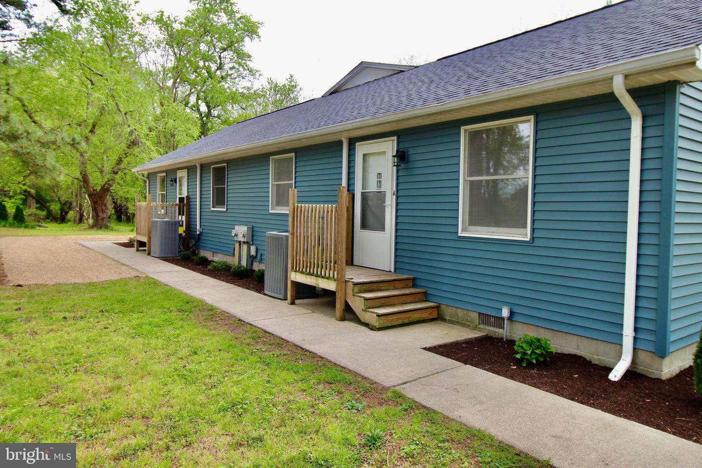 8340 Langmaid Rd Property Photo 2