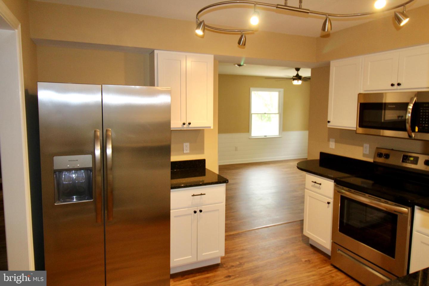 8340 Langmaid Rd Property Photo 4